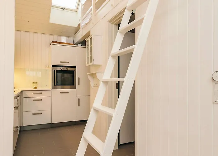 4 Star In Karrebæksminde